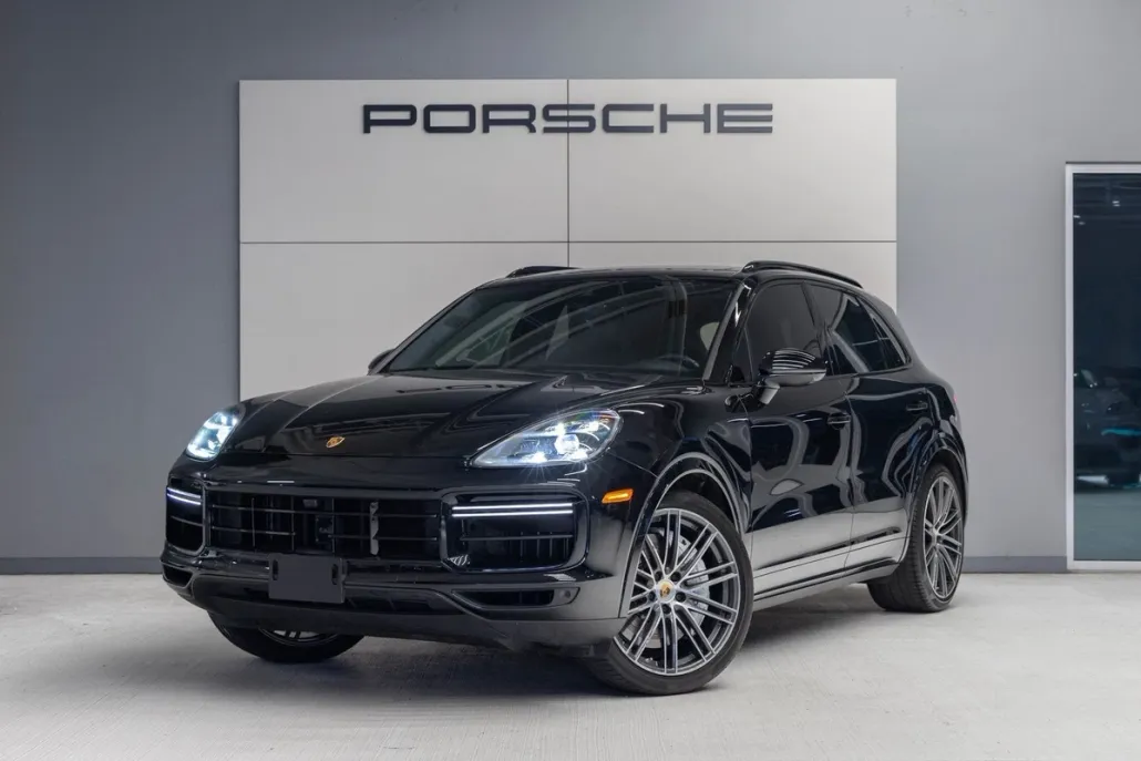 2021 Porsche Cayenne Turbo photo 1