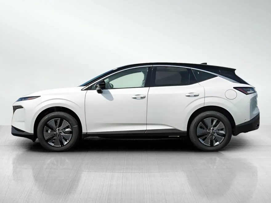 2025 Nissan Murano SL photo 1