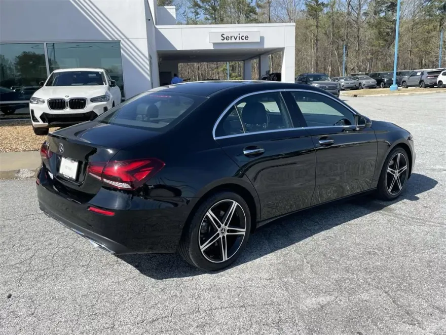 2022 Mercedes Benz A 220 photo 1