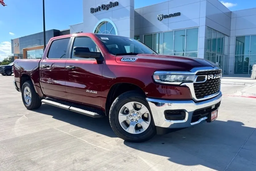 2025 Ram 1500 Tradesman photo 1
