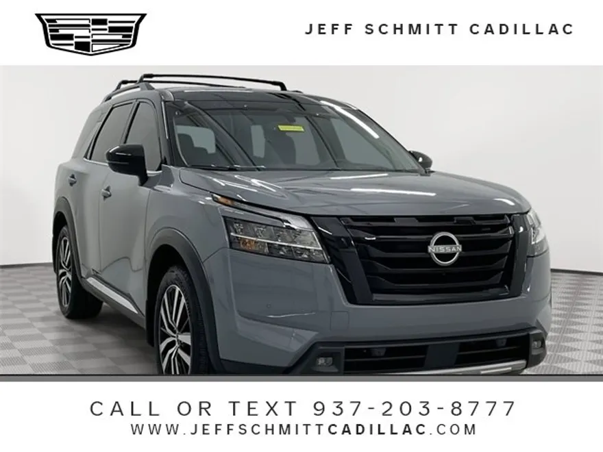 2024 Nissan Pathfinder Platinum photo 1