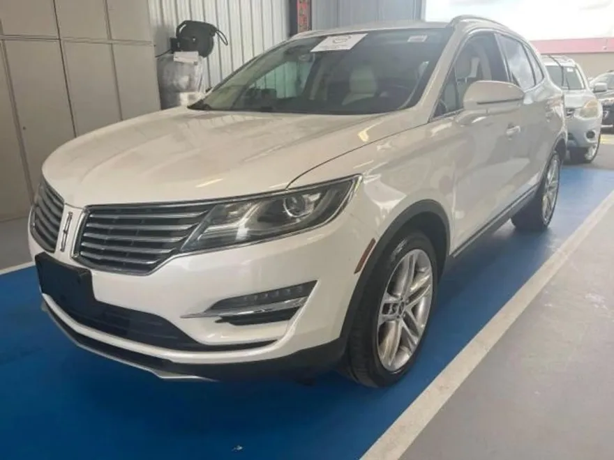 2016 Lincoln MKX Reserve photo 1