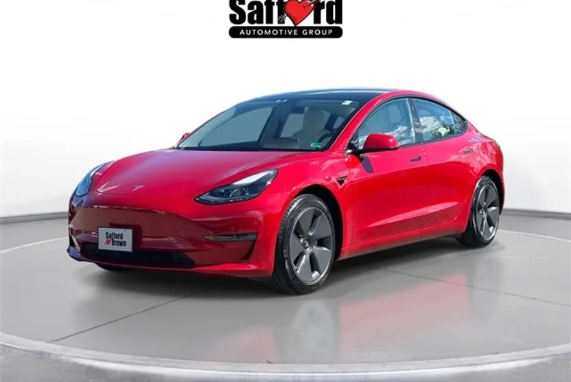 2022 Tesla Model 3 Long Range photo 1
