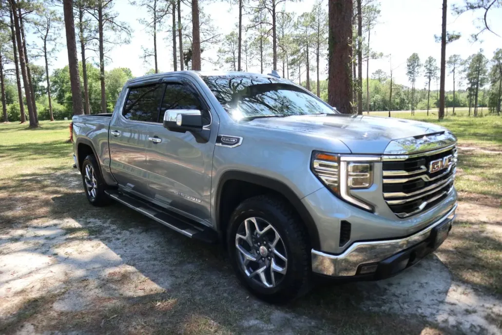 2023 Gmc Sierra 1500 SLT photo 1