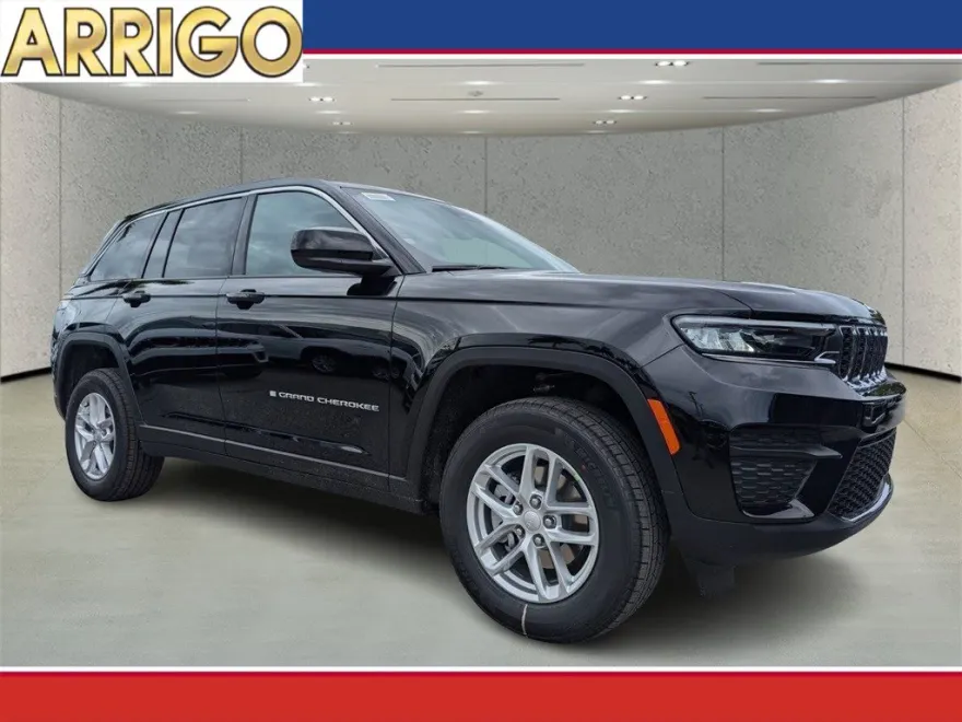 2025 Jeep Grand Cherokee Laredo X photo 1
