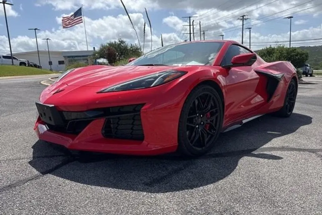 2023 Chevrolet Corvette Z06 3LZ photo 1