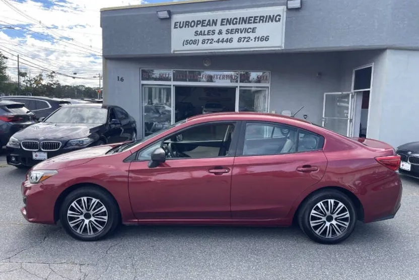 2018 Subaru Impreza 2.0i photo 1