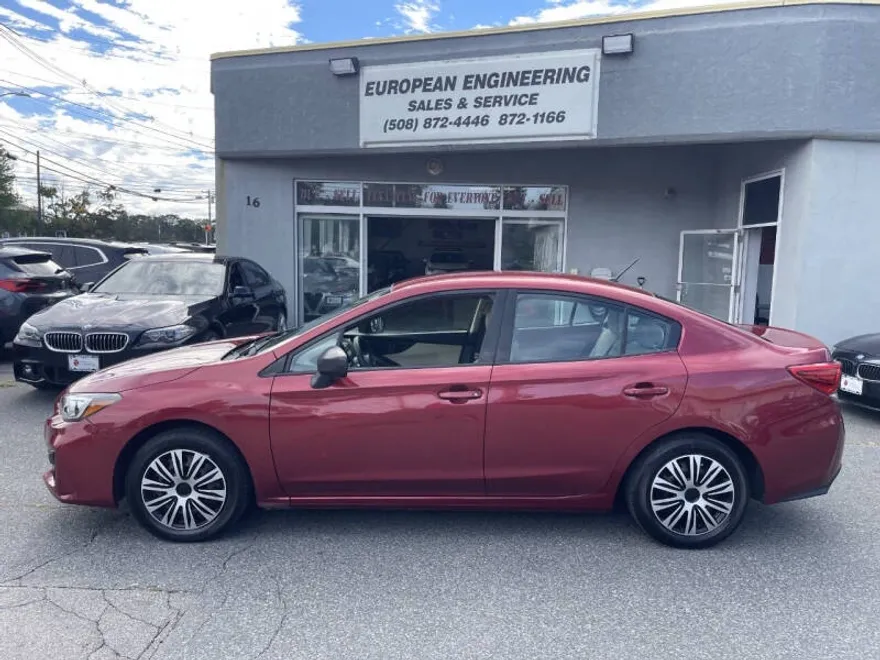 2018 Subaru Impreza 2.0i photo 1