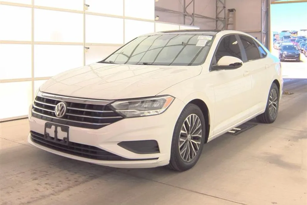 2019 Volkswagen Jetta SE R-Line photo 1