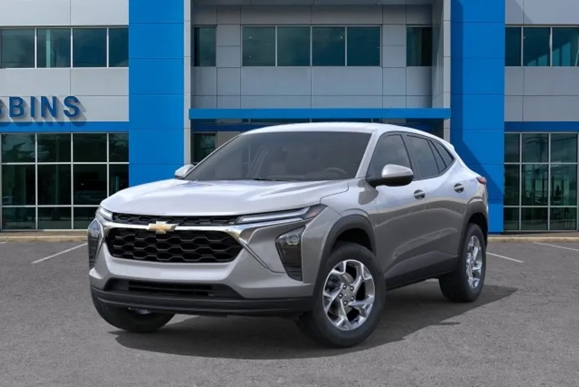 2026 Chevrolet Trax LS photo 1
