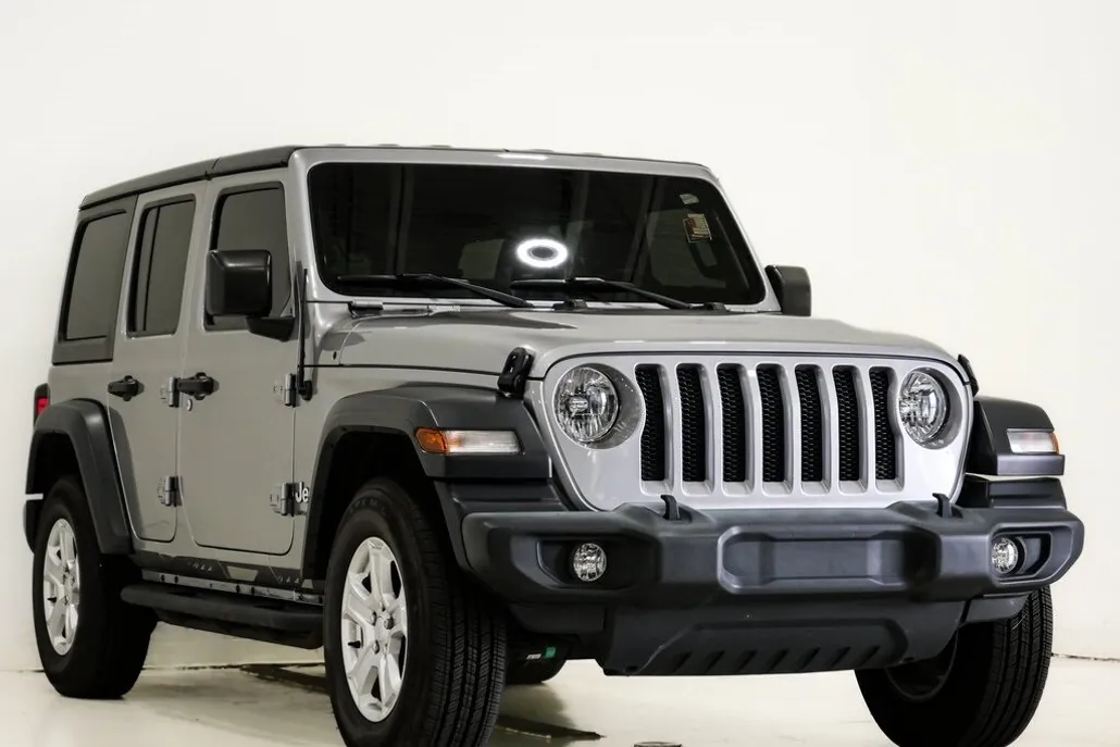 2019 Jeep Wrangler Unlimited Sport photo 1