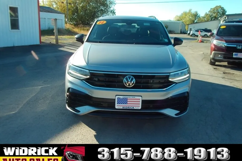 2022 Volkswagen Tiguan SE R-Line Black photo 1