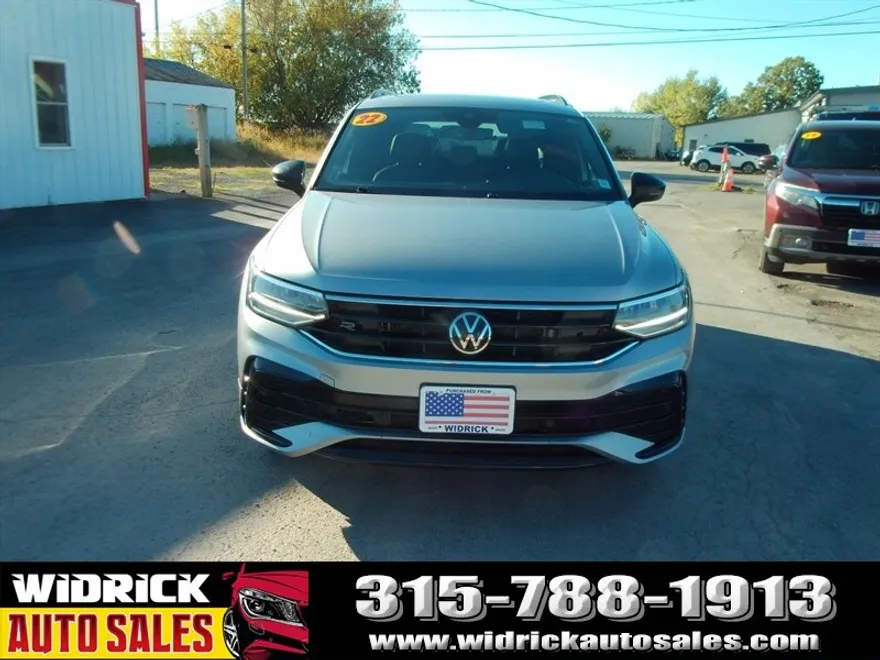 2022 Volkswagen Tiguan SE R-Line Black photo 1
