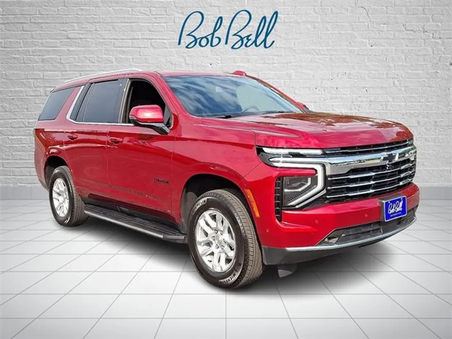 2025 Chevrolet Tahoe LT photo 1