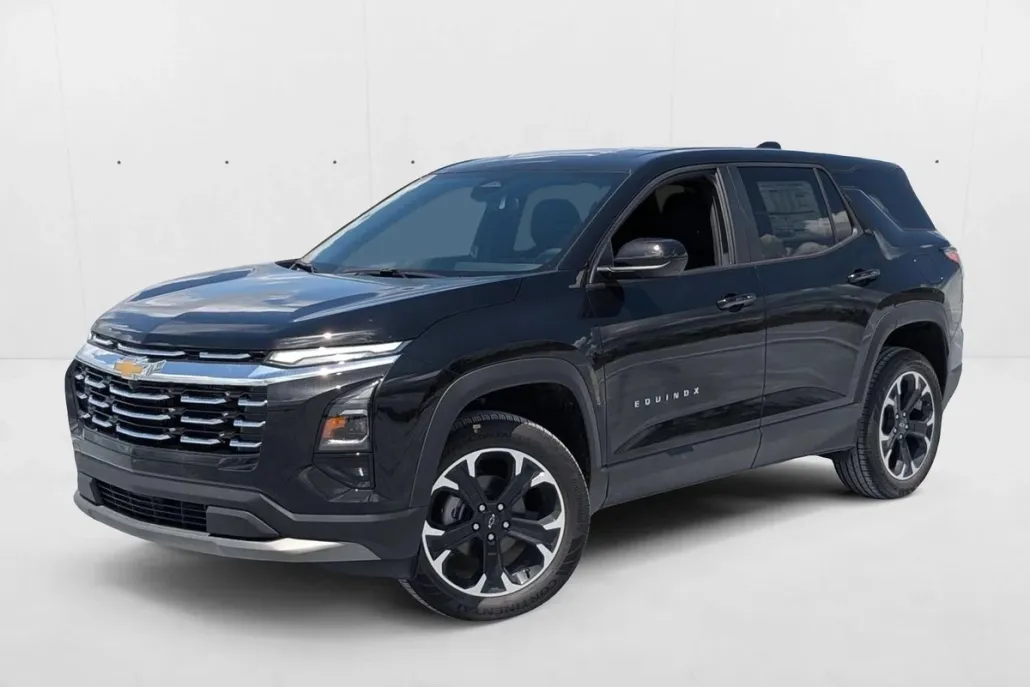 2026 Chevrolet Equinox LT photo 1