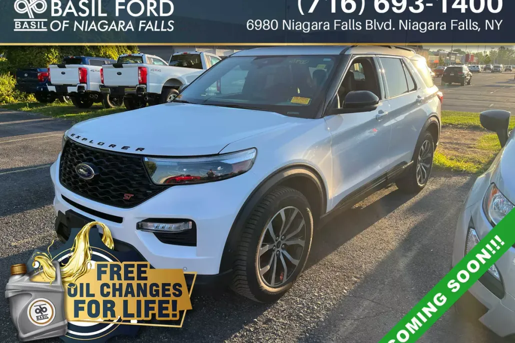 2021 Ford Explorer ST photo 1