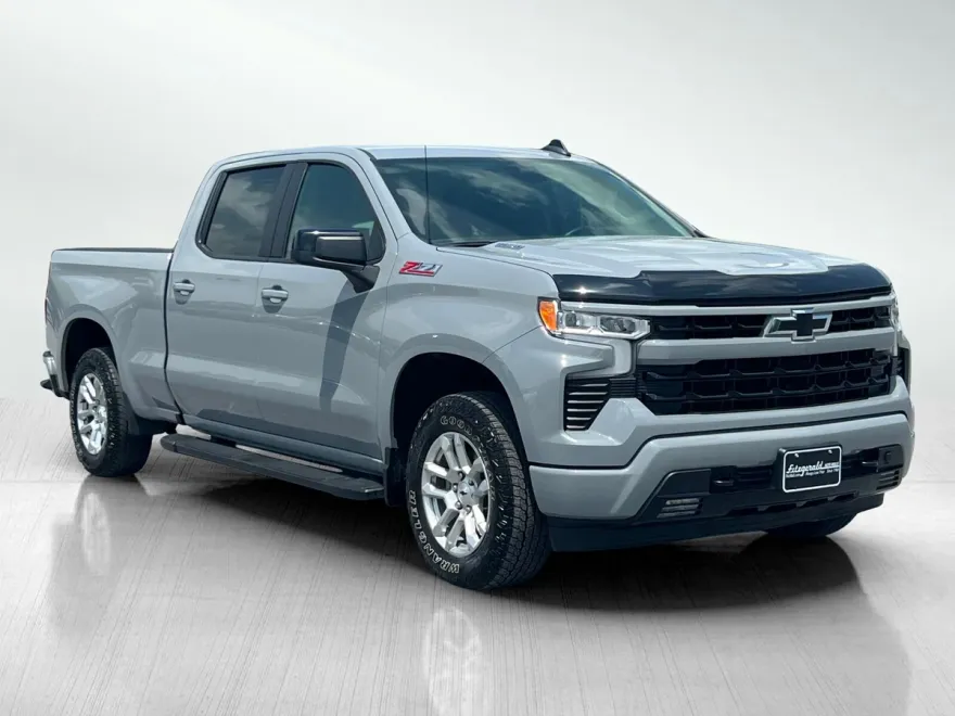 2024 Chevrolet Silverado 1500 RST photo 1
