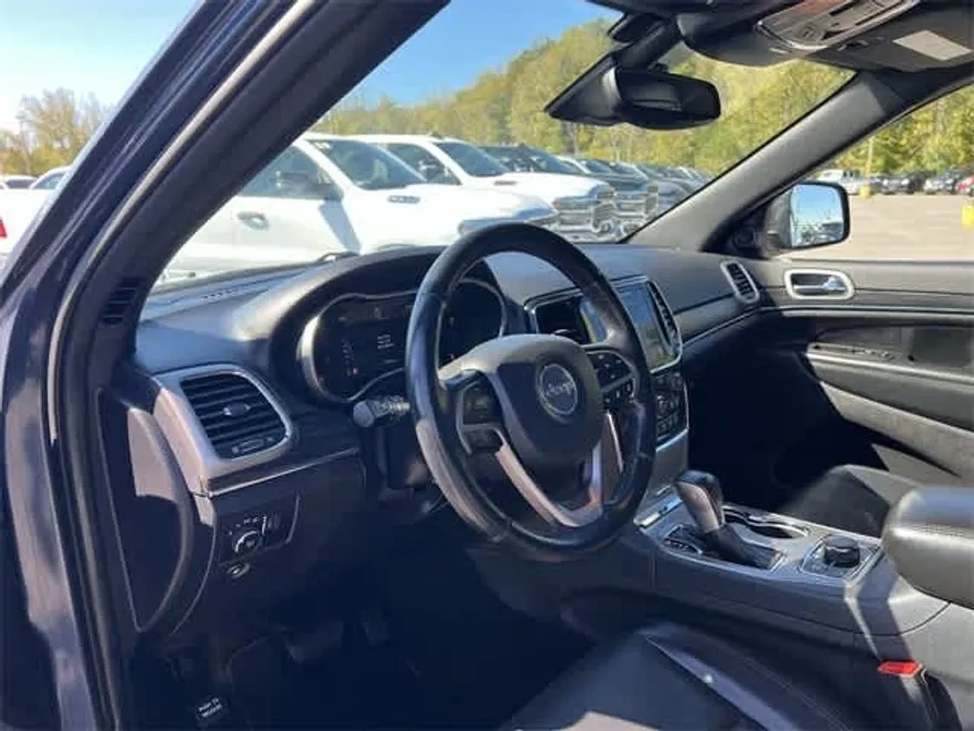 2019 Jeep Grand Cherokee Limited photo 1