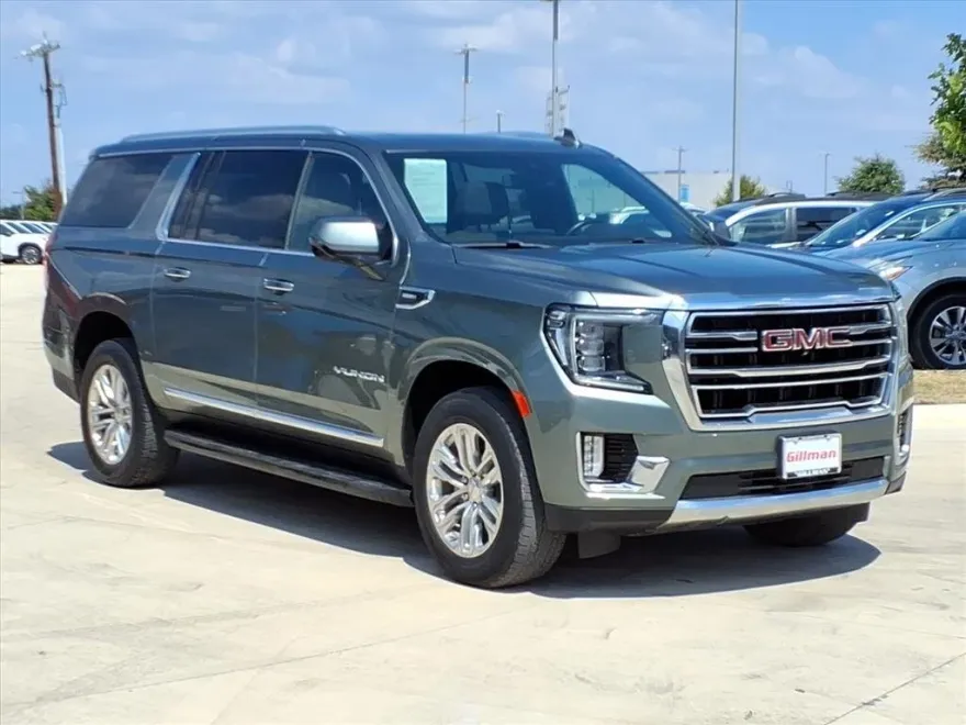 2023 Gmc Yukon XL SLT photo 1