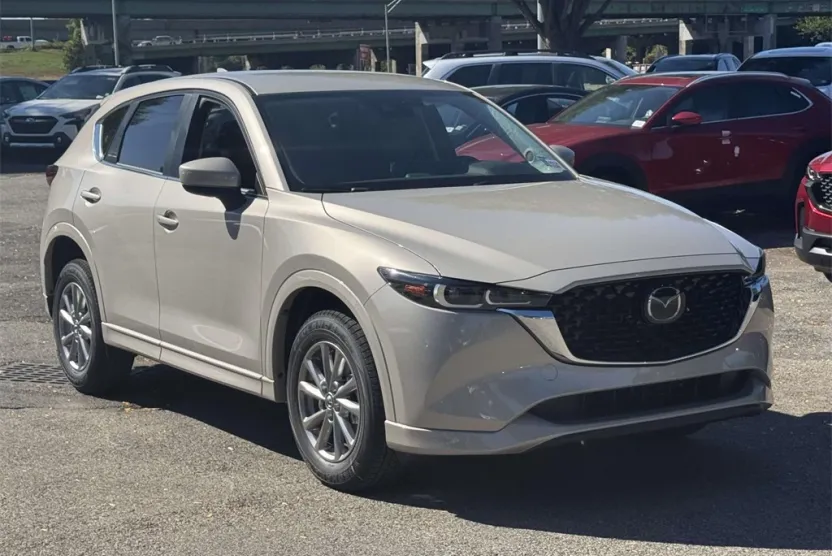 2025 Mazda CX-5 2.5 S Preferred photo 1