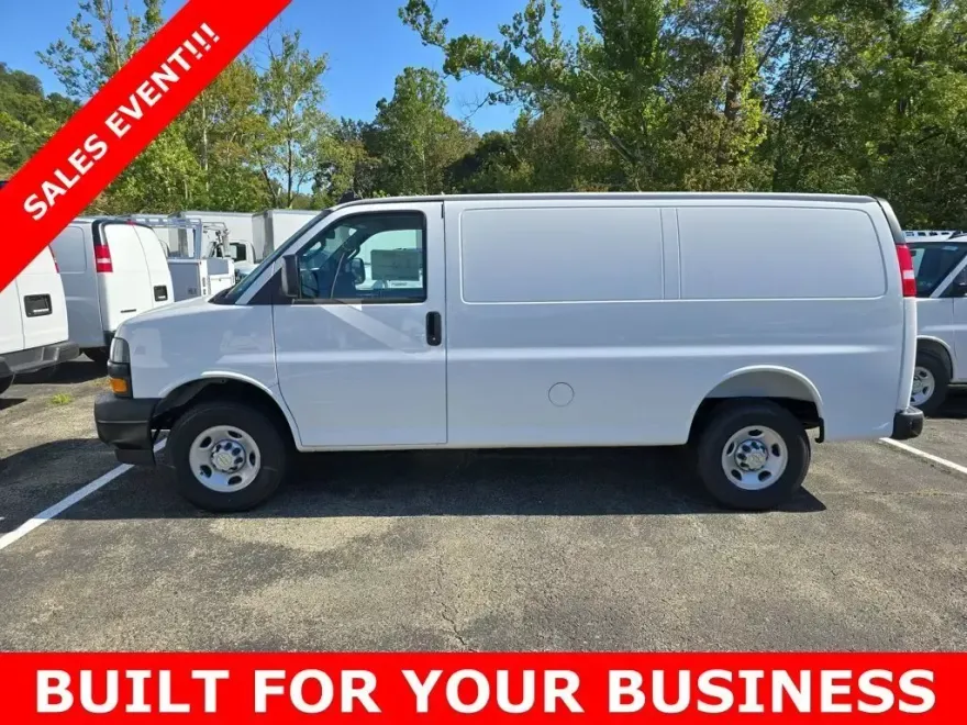 2025 Chevrolet Express 2500 Work Van Cargo photo 1