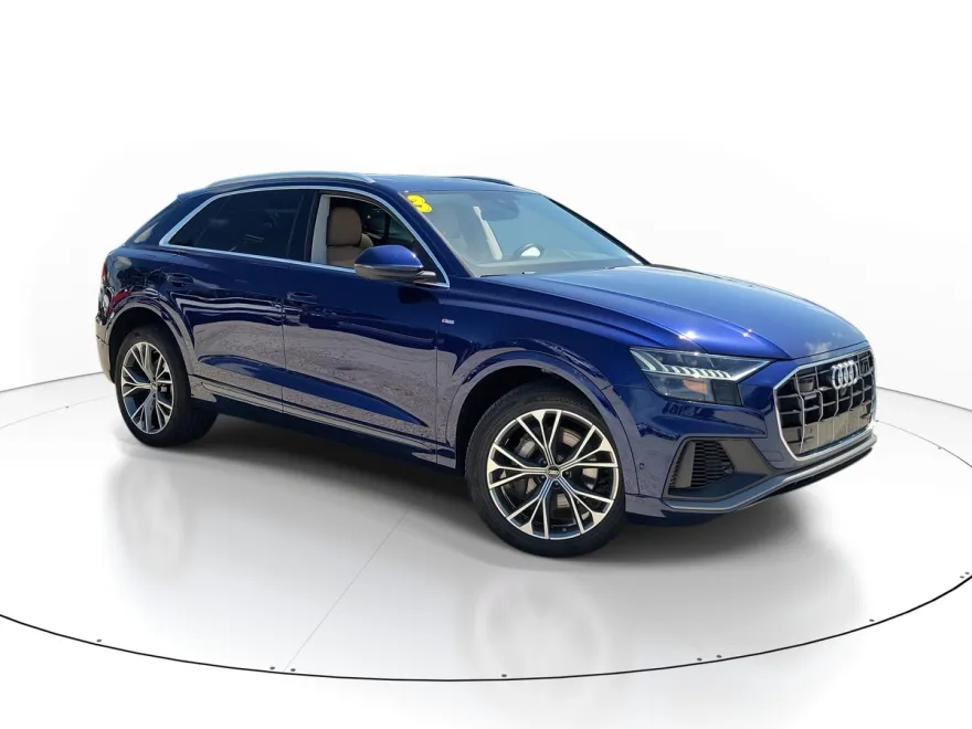 2023 Audi Q8 55 Premium Plus photo 1