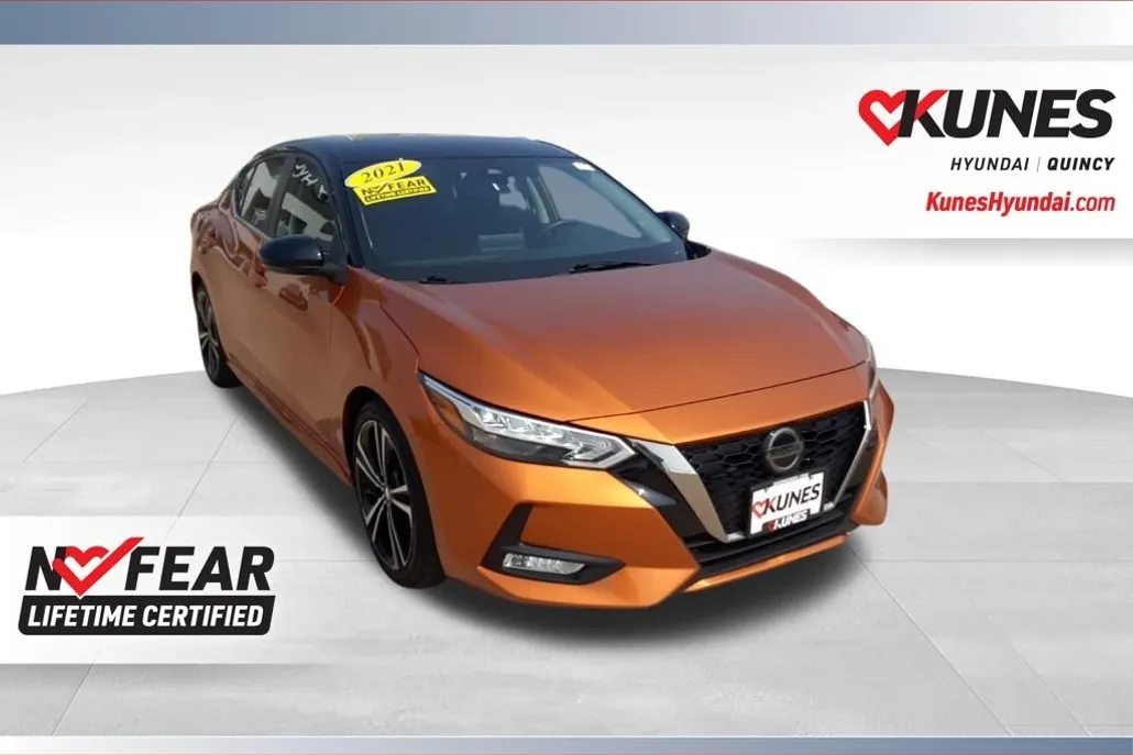 2021 Nissan Sentra SR photo 1
