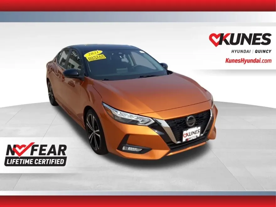 2021 Nissan Sentra SR photo 1