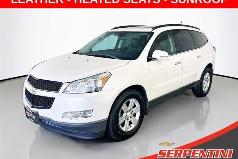 2012 Chevrolet Traverse 2LT photo 1