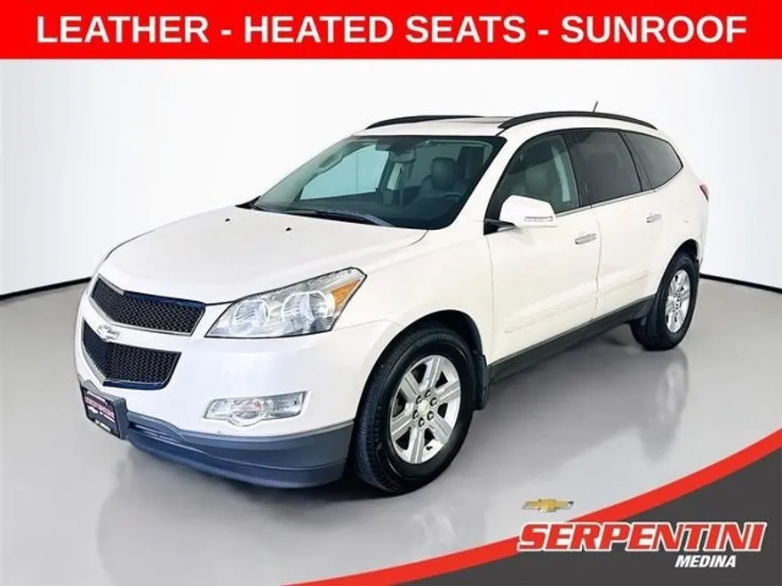 2012 Chevrolet Traverse 2LT photo 1