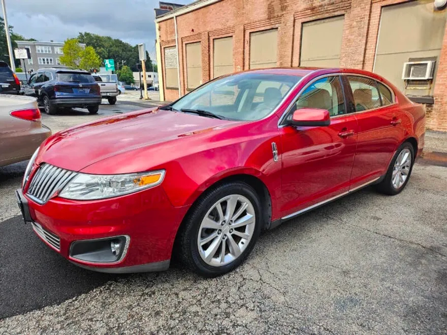 2009 Lincoln MKS photo 1
