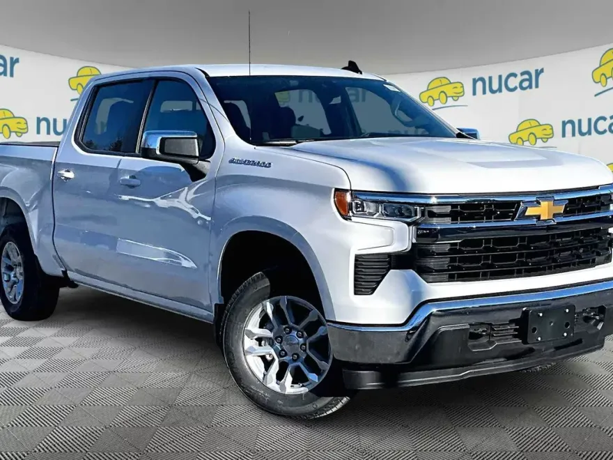 2025 Chevrolet Silverado 1500 LT photo 1