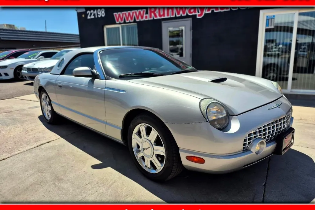 2005 Ford Thunderbird Deluxe photo 1