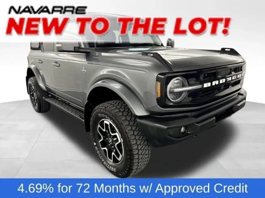 2024 Ford Bronco Outer Banks photo 1