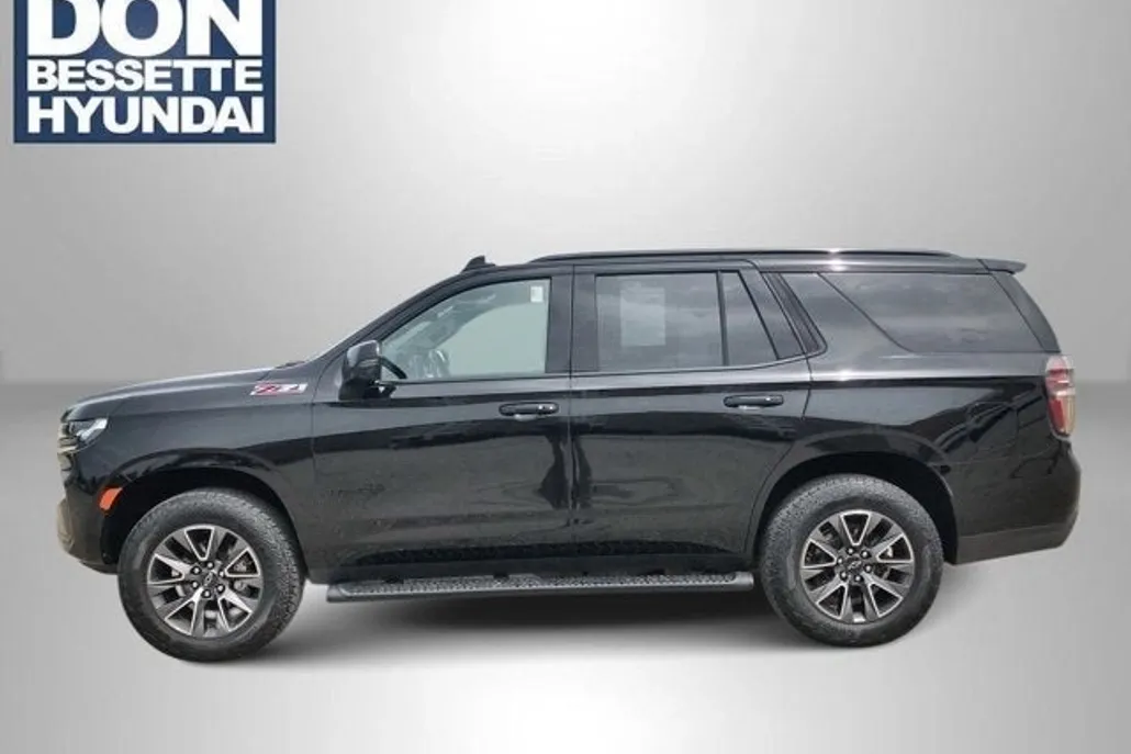 2021 Chevrolet Tahoe Z71 photo 1