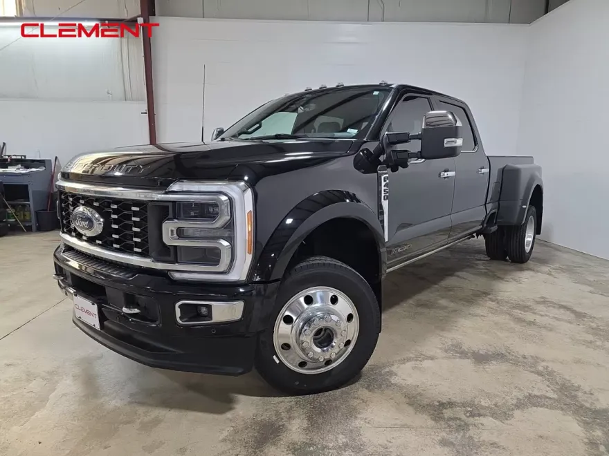 2023 Ford F-450 Platinum photo 1