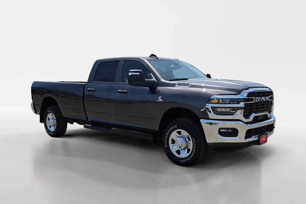 2025 Ram 3500 Tradesman photo 1