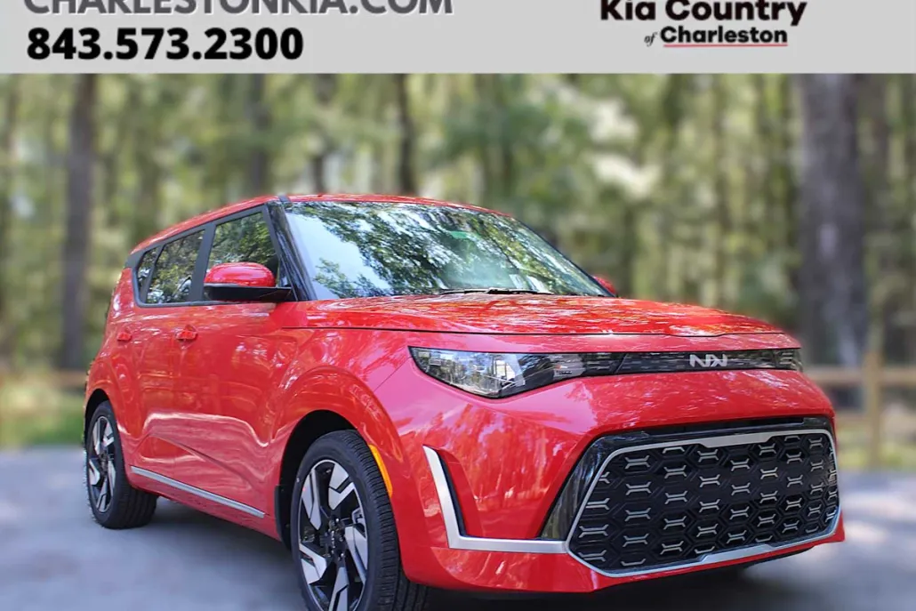 2025 Kia Soul GT-Line photo 1