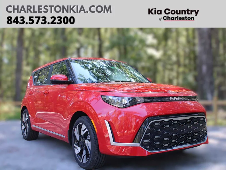 2025 Kia Soul GT-Line photo 1