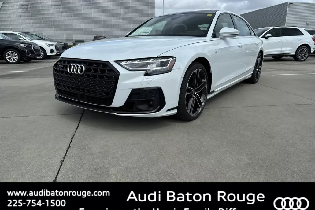 2025 Audi A8 L 55 photo 1