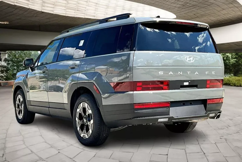 2026 Hyundai Santa Fe SEL photo 1