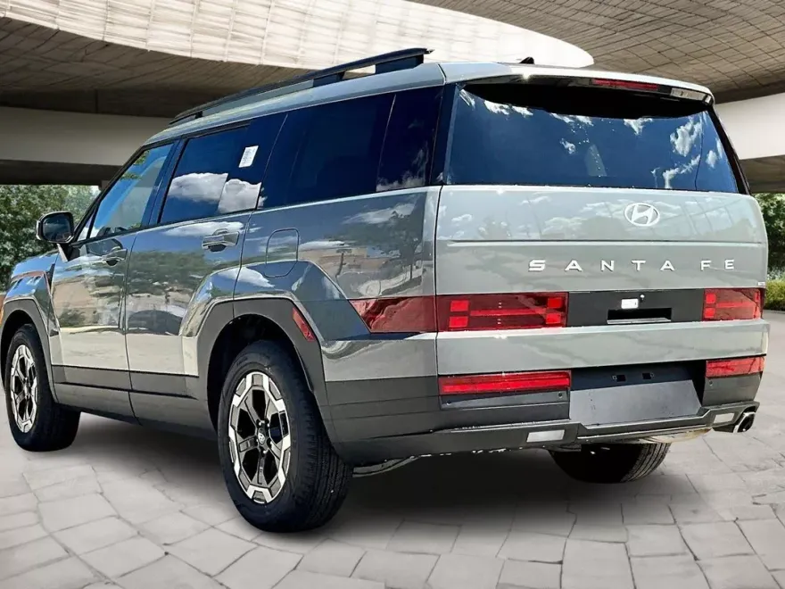 2026 Hyundai Santa Fe SEL photo 1