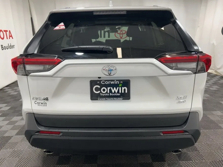 2025 Toyota RAV4 XLE Premium photo 1