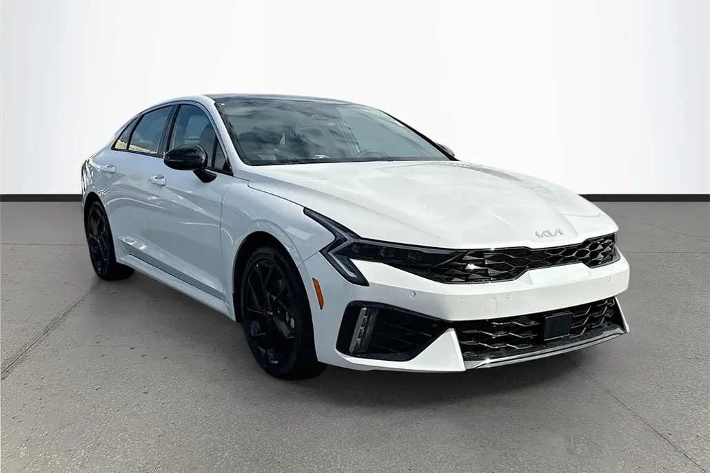 2026 Kia K5 GT-Line photo 1