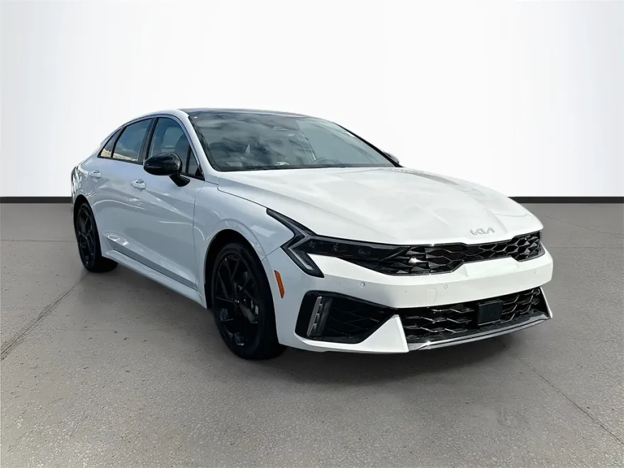 2026 Kia K5 GT-Line photo 1