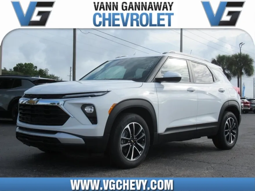 2026 Chevrolet Trailblazer LT photo 1