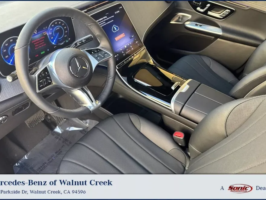 2025 Mercedes Benz 350 photo 1