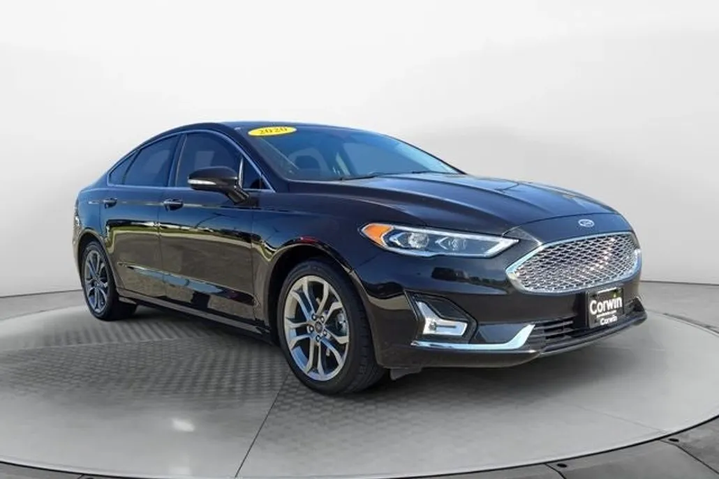 2020 Ford Fusion Titanium Hybrid photo 1