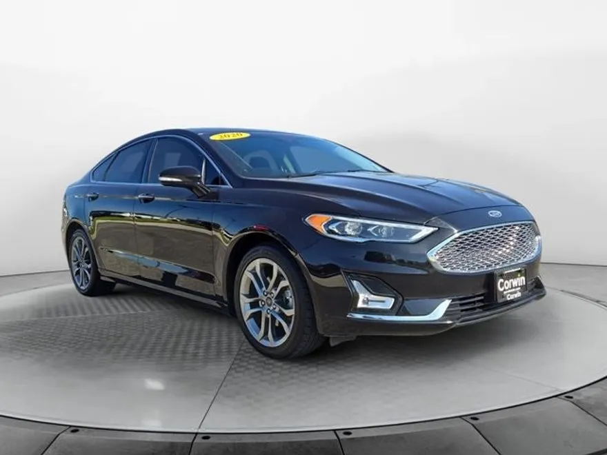 2020 Ford Fusion Titanium Hybrid photo 1