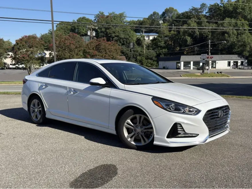 2018 Hyundai Sonata Limited photo 1